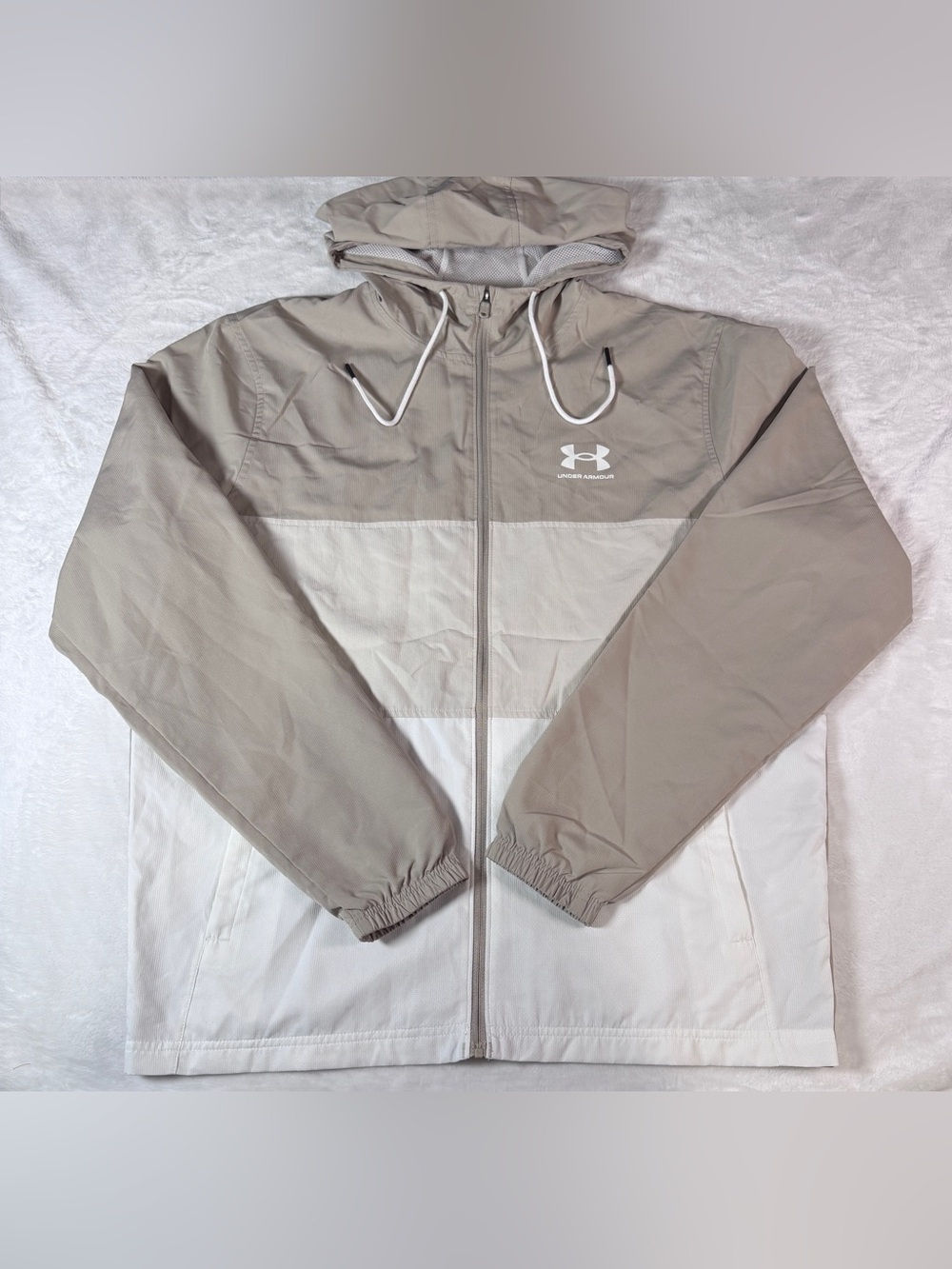 Under Armour Men’s L Hooded Windbreaker Jacket Gray White Colorblock